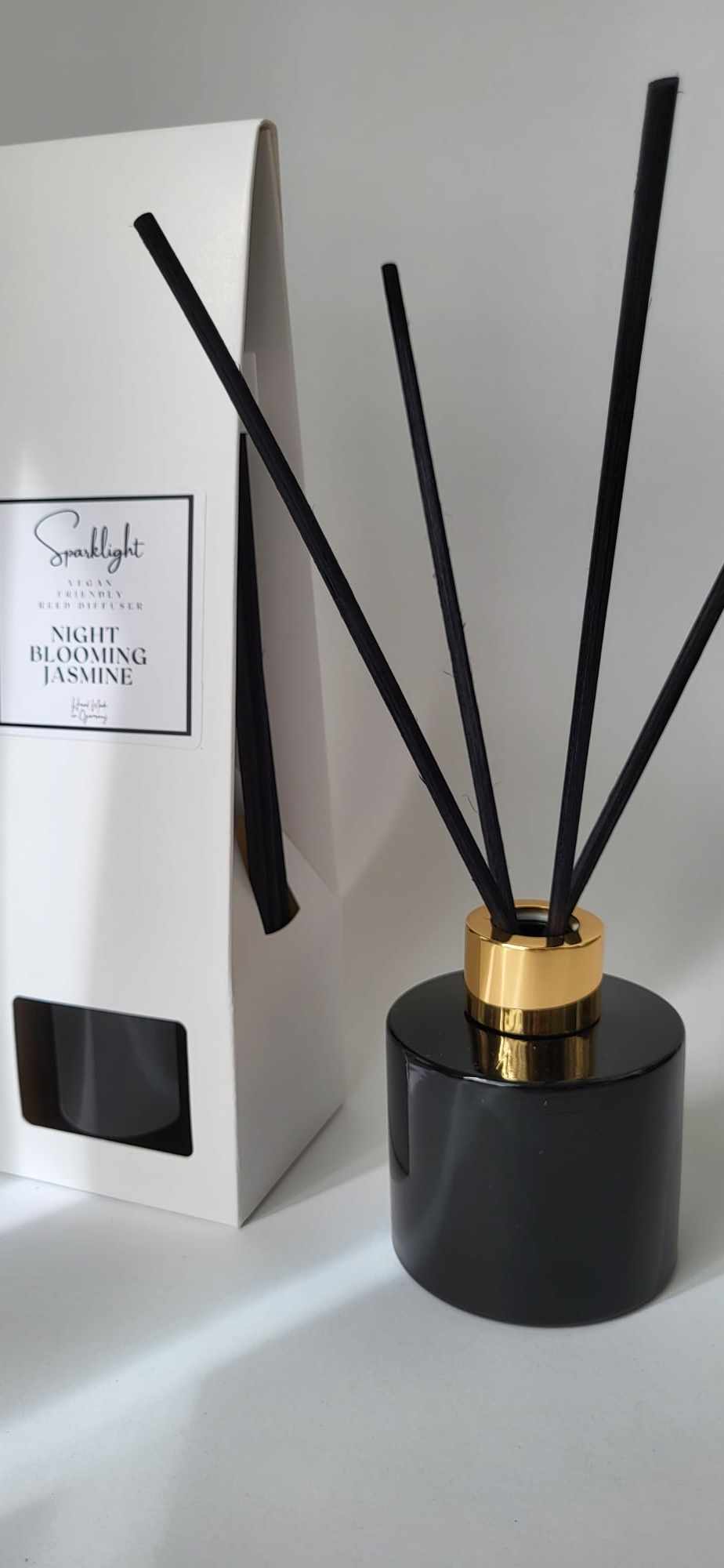 Vegan-Friendly Night Blooming Jasmine Diffuser
